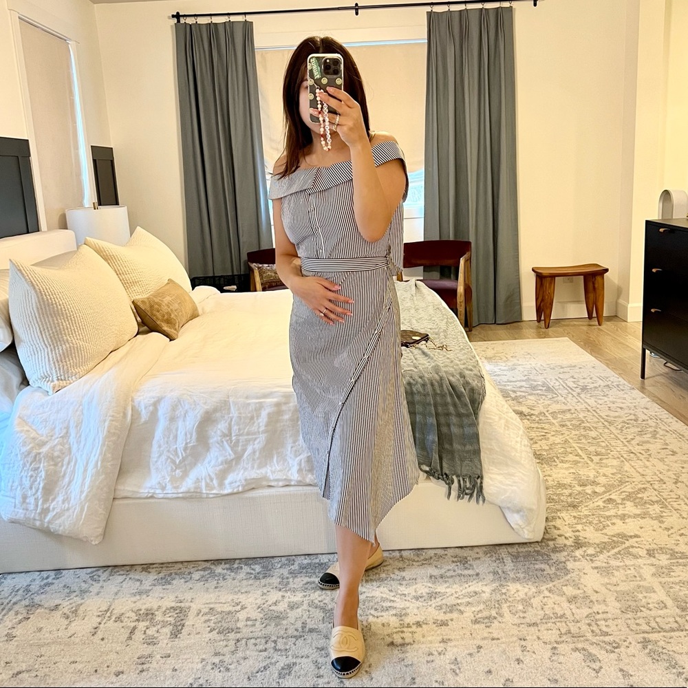 Intermix Dress - Picture 3 of 6